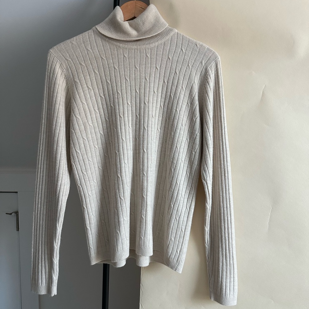 Vintage Softened Ribbed Turtleneck (Sized S/M)